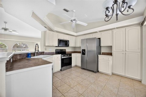Villa ou maison à vendre à Punta Gorda, Floride: 3 chambres, 132.48 m2 № 2423715 - photo 12