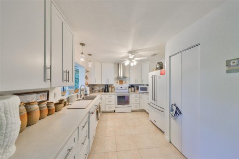 Купить виллу или дом в Сент-Питерсберг, Флорида 3 комнаты, 130.06м2, № 1629683 - фото 14