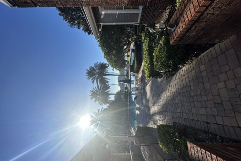 Condo in Jacksonville, Florida, 1 bedroom  № 861975 - photo 1