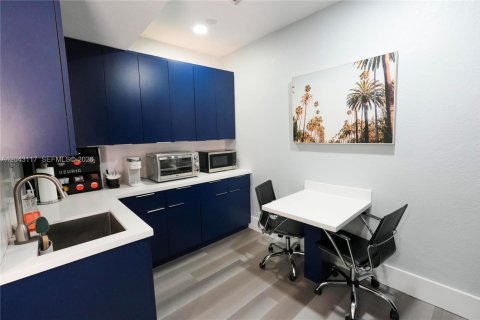 Propiedad comercial en venta en Pinecrest, Florida № 2184847 - foto 8