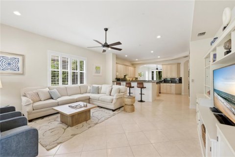 Condo in Naples, Florida, 3 bedrooms  № 2195303 - photo 22