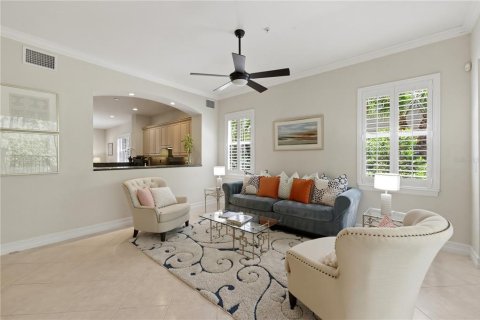 Condo in Naples, Florida, 3 bedrooms  № 2195303 - photo 17