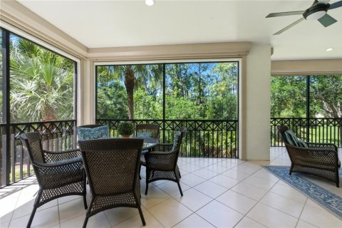 Condo in Naples, Florida, 3 bedrooms  № 2195303 - photo 9