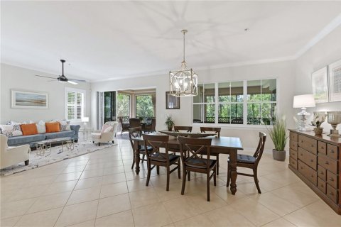Condo in Naples, Florida, 3 bedrooms  № 2195303 - photo 4