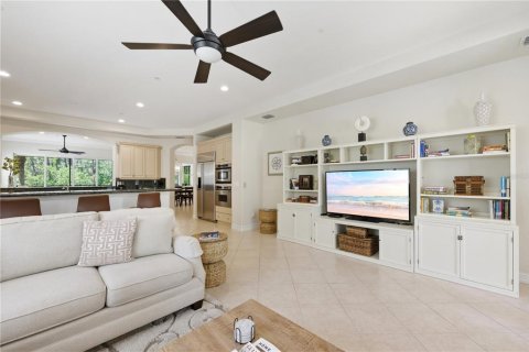 Condo in Naples, Florida, 3 bedrooms  № 2195303 - photo 25