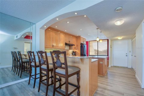 Condominio en venta en Saint Pete Beach, Florida, 2 dormitorios, 117.99 m2 № 1546183 - foto 25