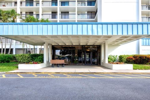 Condominio en venta en Saint Pete Beach, Florida, 2 dormitorios, 117.99 m2 № 1546183 - foto 4