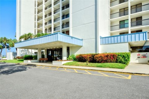 Condominio en venta en Saint Pete Beach, Florida, 2 dormitorios, 117.99 m2 № 1546183 - foto 5
