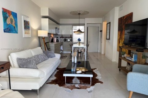 Apartment in Miami, Florida 1 bedroom, 65.12 sq.m. № 2072058 - photo 4