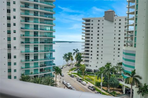 Apartment in Miami, Florida 1 bedroom, 65.12 sq.m. № 2072058 - photo 12