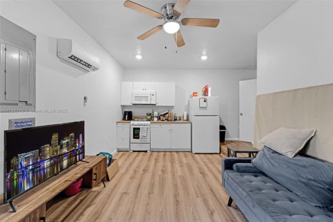 Villa ou maison à vendre à Homestead, Floride: 4 chambres, 149.39 m2 № 1985031 - photo 18