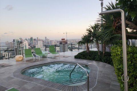 Condominio en venta en Miami, Florida, 3 dormitorios, 103.12 m2 № 2018049 - foto 10