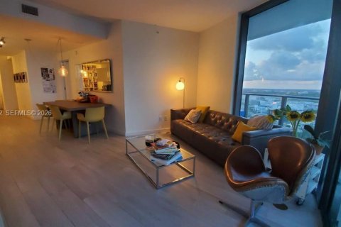 Condominio en venta en Miami, Florida, 3 dormitorios, 103.12 m2 № 2018049 - foto 3