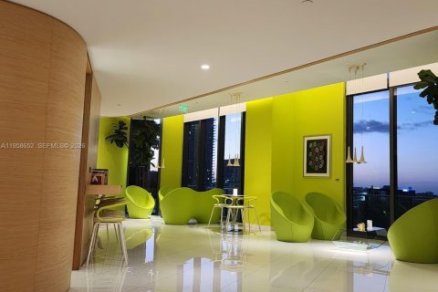 Condominio en venta en Miami, Florida, 3 dormitorios, 103.12 m2 № 2018049 - foto 19