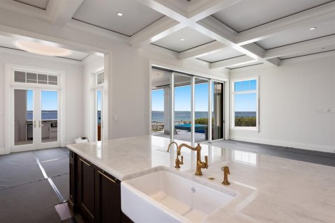 House in Boca Grande, Florida 6 bedrooms, 752.51 sq.m. № 1008560 - photo 18
