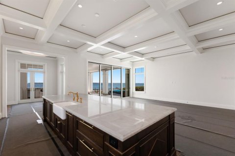 House in Boca Grande, Florida 6 bedrooms, 752.51 sq.m. № 1008560 - photo 16