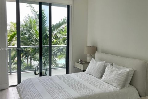 Кондоминиум с 1 спальней в Авентура, Флорида № 1997785
