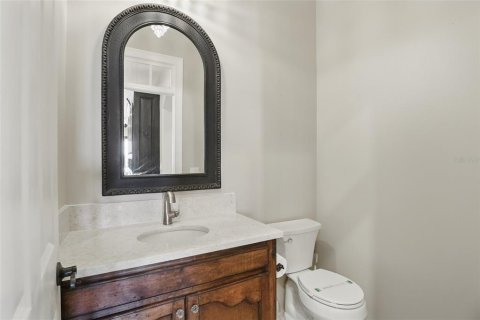 House in Merrit Island, Florida 4 bedrooms, 370.49 sq.m. № 1572433 - photo 15