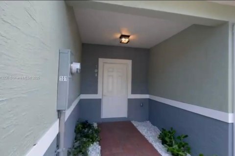 Touwnhouse à louer à Delray Beach, Floride: 3 chambres, 129.23 m2 № 1970972 - photo 3