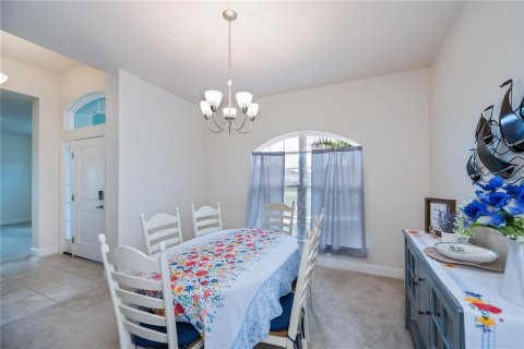 House in Punta Gorda, Florida 4 bedrooms, 215.72 sq.m. № 1775509 - photo 8