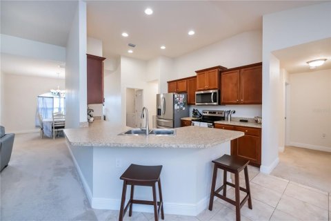 House in Punta Gorda, Florida 4 bedrooms, 215.72 sq.m. № 1775509 - photo 4