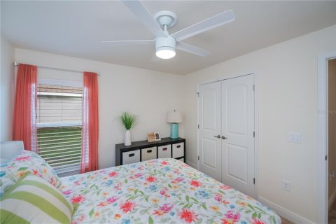 House in Punta Gorda, Florida 4 bedrooms, 215.72 sq.m. № 1775509 - photo 30
