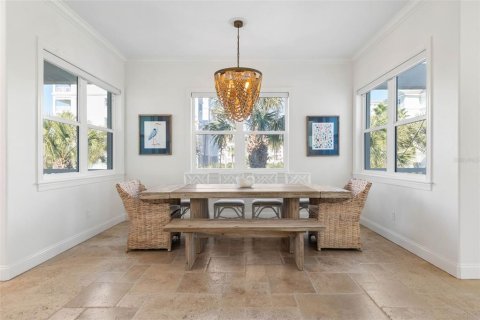 House in Palm Coast, Florida 6 bedrooms, 358.42 sq.m. № 2110115 - photo 9