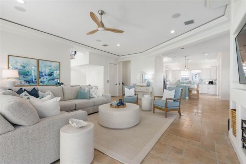 House in Palm Coast, Florida 6 bedrooms, 358.42 sq.m. № 2110115 - photo 7