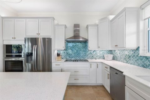 House in Palm Coast, Florida 6 bedrooms, 358.42 sq.m. № 2110115 - photo 14
