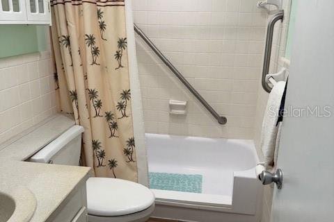 Condo in Seminole, Florida, 2 bedrooms  № 1873934 - photo 12
