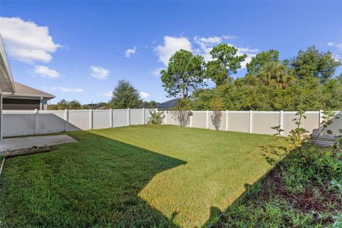 House in Palm Coast, Florida 3 bedrooms, 150.87 sq.m. № 2421687 - photo 30