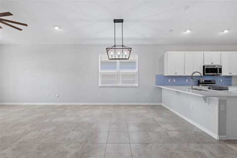 House in Palm Coast, Florida 3 bedrooms, 150.87 sq.m. № 2421687 - photo 7