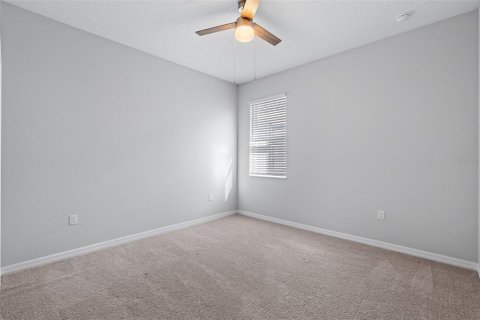 House in Palm Coast, Florida 3 bedrooms, 150.87 sq.m. № 2421687 - photo 23