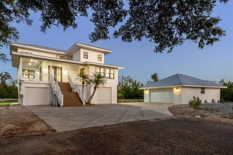 Casa en venta en Boca Grande, Florida, 4 dormitorios, 246.01 m2 № 2100617 - foto 4
