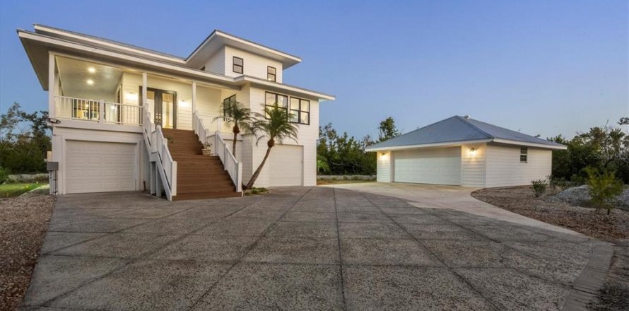 Casa en Boca Grande, Florida 4 dormitorios, 246.01 m2 № 2100617