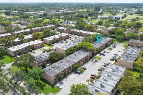 Condo in Davie, Florida, 3 bedrooms  № 1867661 - photo 27