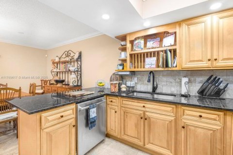 Condo in Davie, Florida, 3 bedrooms  № 1867661 - photo 11