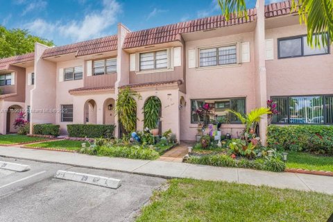 Condo in Davie, Florida, 3 bedrooms  № 1867661 - photo 1
