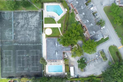 Condo in Davie, Florida, 3 bedrooms  № 1867661 - photo 28