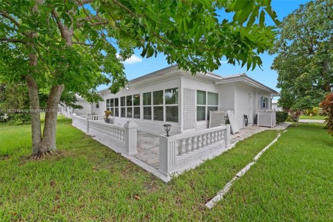 Casa en venta en Tamarac, Florida, 2 dormitorios, 147.44 m2 № 1794157 - foto 21