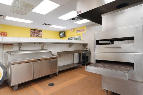 Commercial property in Chiefland, Florida 118.91 sq.m. № 2427113 - photo 10