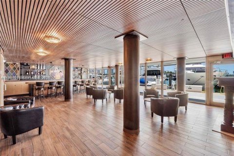 Condo in Miami Beach, Florida  № 2003250 - photo 23