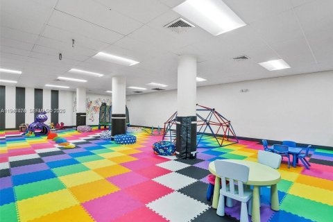 Condo in Miami Beach, Florida  № 2003250 - photo 18