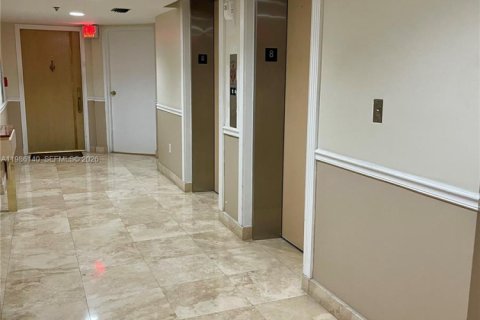 Copropriété à vendre à Coral Gables, Floride: 3 chambres, 149.2 m2 № 2055536 - photo 18