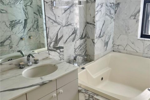 Copropriété à vendre à Coral Gables, Floride: 3 chambres, 149.2 m2 № 2055536 - photo 13
