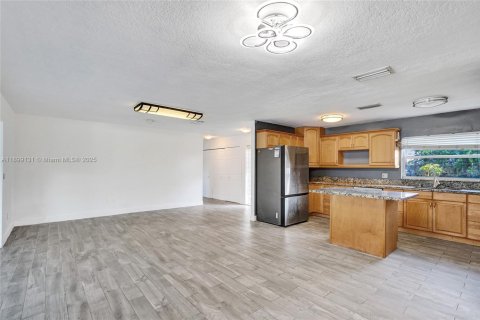 Casa en venta en Delray Beach, Florida, 3 dormitorios, 134.43 m2 № 1951366 - foto 10
