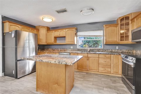 Casa en venta en Delray Beach, Florida, 3 dormitorios, 134.43 m2 № 1951366 - foto 13