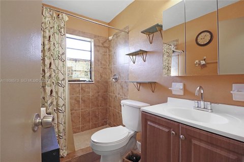 Купить виллу или дом в Майами, Флорида 3 спальни, 163.14м2, № 1996284 - фото 14