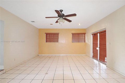 Купить виллу или дом в Майами, Флорида 3 спальни, 163.14м2, № 1996284 - фото 5