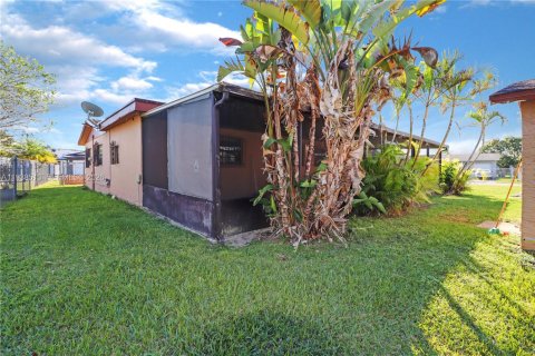 Купить виллу или дом в Майами, Флорида 3 спальни, 163.14м2, № 1996284 - фото 17